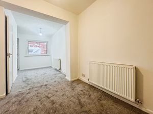 Family Room- click for photo gallery